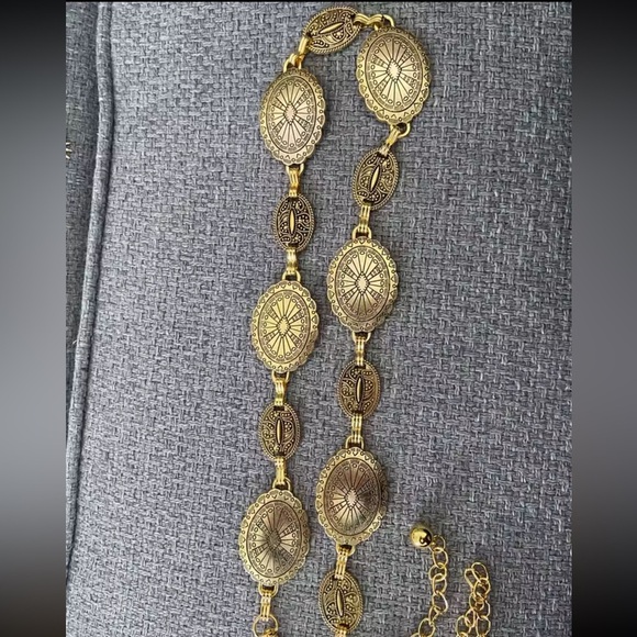 Vintage Retro Gold Chain Belt - Picture 6 of 7